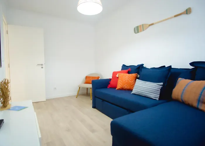 Seabreeze Nest By Feel Apartmán