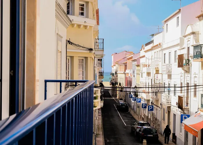 Seabreeze Nest By Feel Nazaré